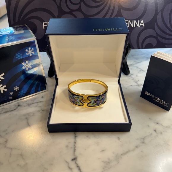 💕HOST PICK💕Frey Wille Royal Clasp Gold Enamel Bangle Claude Monet "Iris". - Picture 2 of 15